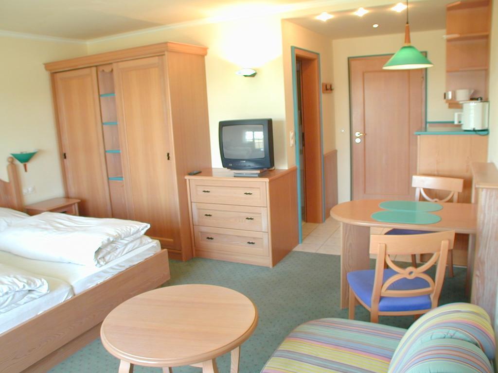Kurhotel Wuerdinger Hof Bad Fussing Phòng bức ảnh