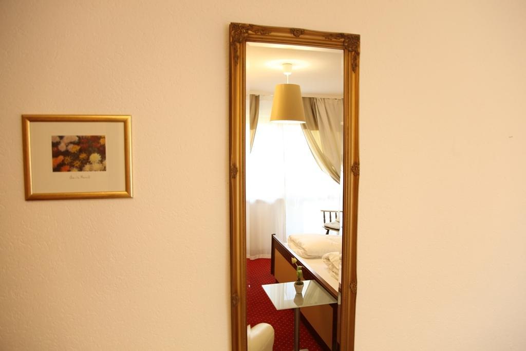 Kurhotel Wuerdinger Hof Bad Fussing Phòng bức ảnh