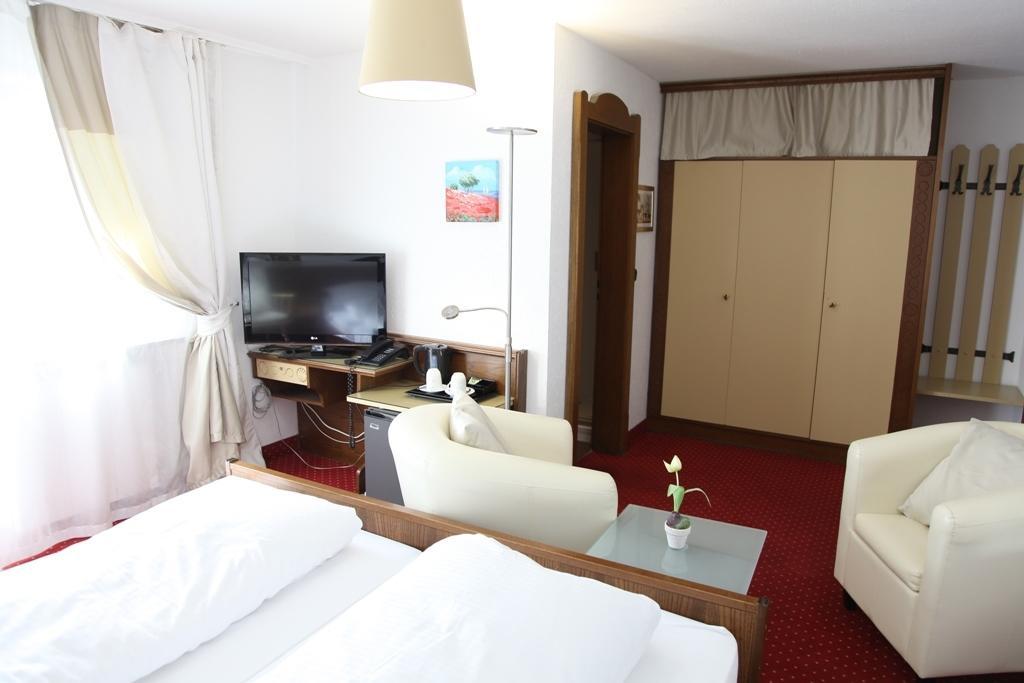Kurhotel Wuerdinger Hof Bad Fussing Phòng bức ảnh